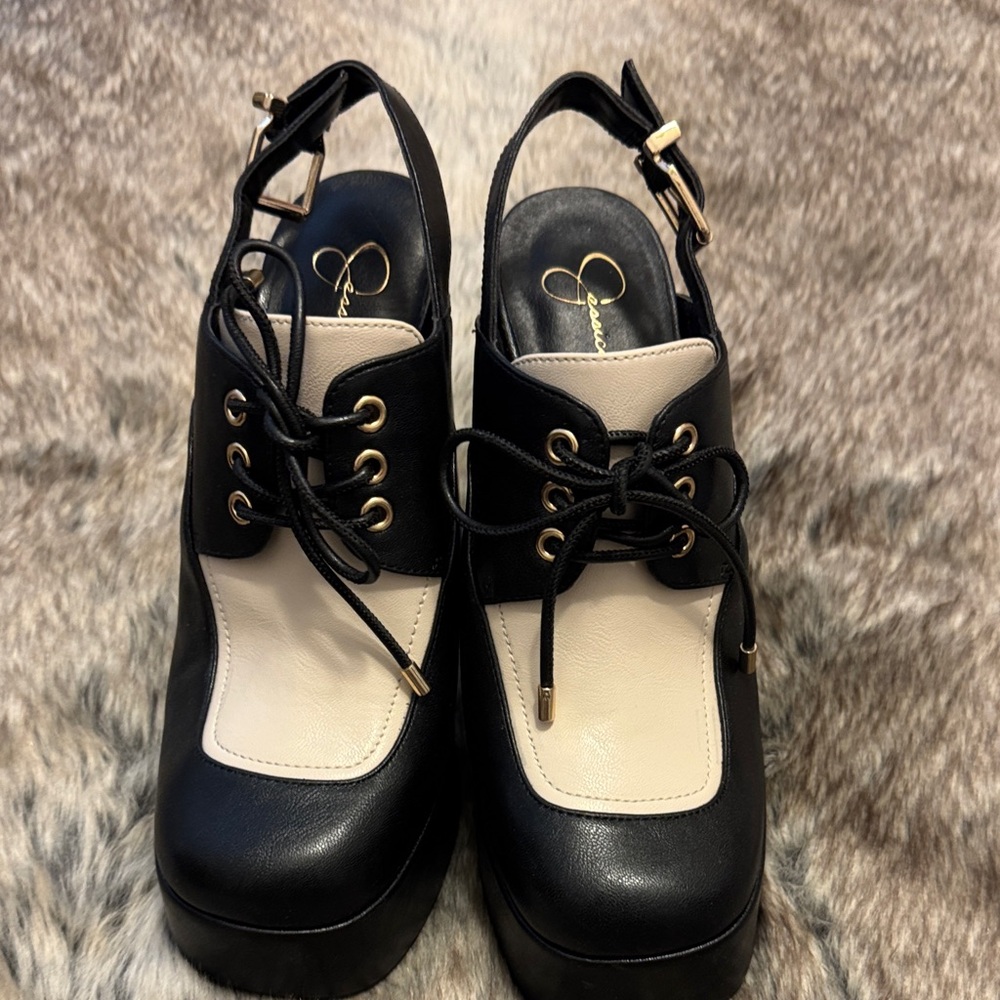 Jessica Simpson  Black and Cream Women's Shoes